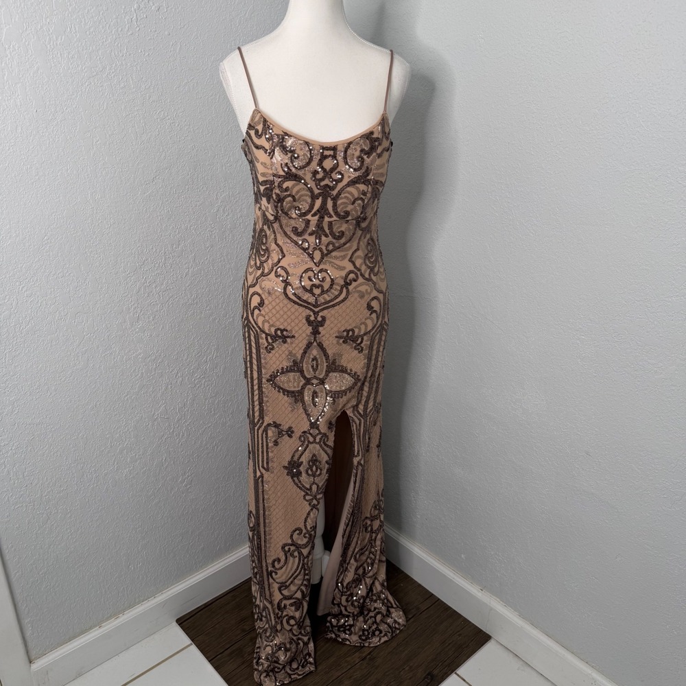 Betsy & Adam Nude Sequin Formal Gown Spaghetti Strap High Slit Dress Champagne